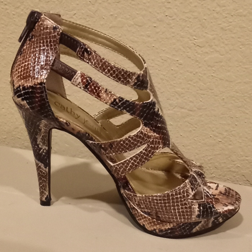 Faux snakeskin Cathy Jean heels